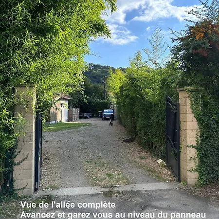 Merig'home Climatisee Dans Maison Avec Piscine Au Calme En Ville, Frühstückspension 3*